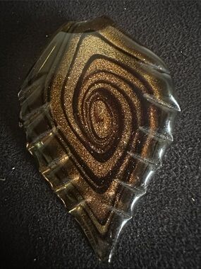 Shimmering Glass Leaf Pendant in Gold and Black